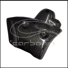Carica l&#39;immagine nel visualizzatore di Gallery, Protezione Pompa Acqua CARBONIO YAMAHA R1 -  2009-2014