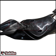 Load image into Gallery viewer, Carena  PISTA Completa VETRORESINA [inclusi ganci rapidi] APRILIA RSV4 XTRENTA - 2021-