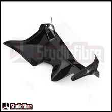 Load image into Gallery viewer, Cover Condotti Aria CARBONIO DUCATI Panigale V4/S - 2025-