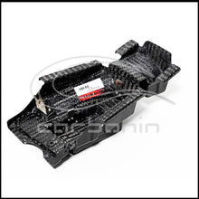 Load image into Gallery viewer, Porta Batteria CARBONIO HONDA CBR600RR - 2024-